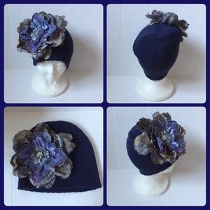 One of a kind Navy Blue hat with flower💙